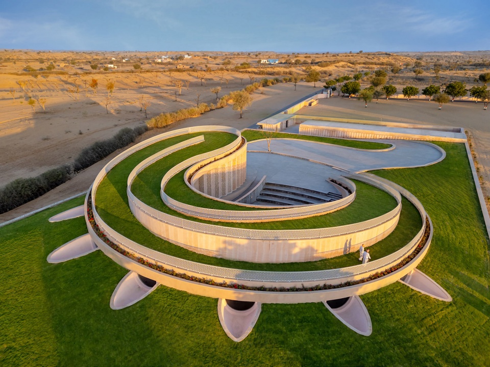nokha village community centre by sanjay puri architects