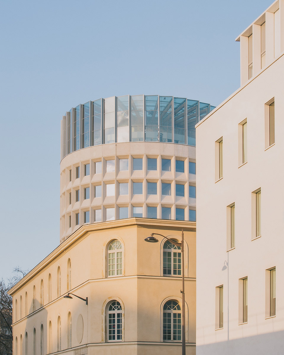 racine tower by maud caubet architectes