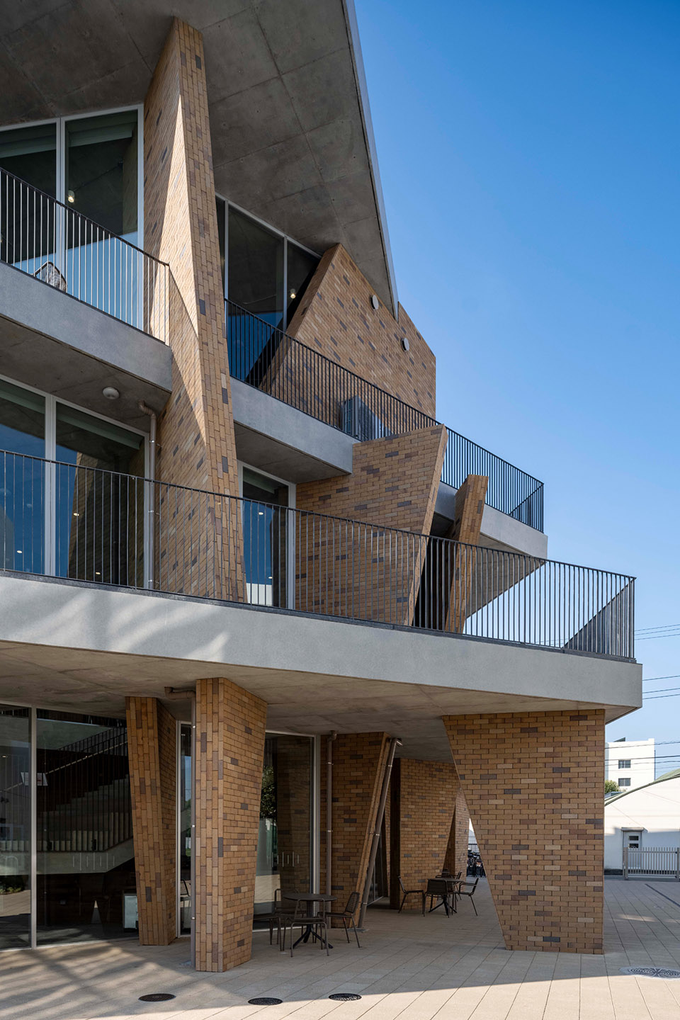 shonan institute of technology high school library by fukei