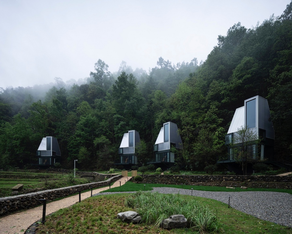 spark lodges at ydd resort by eeri