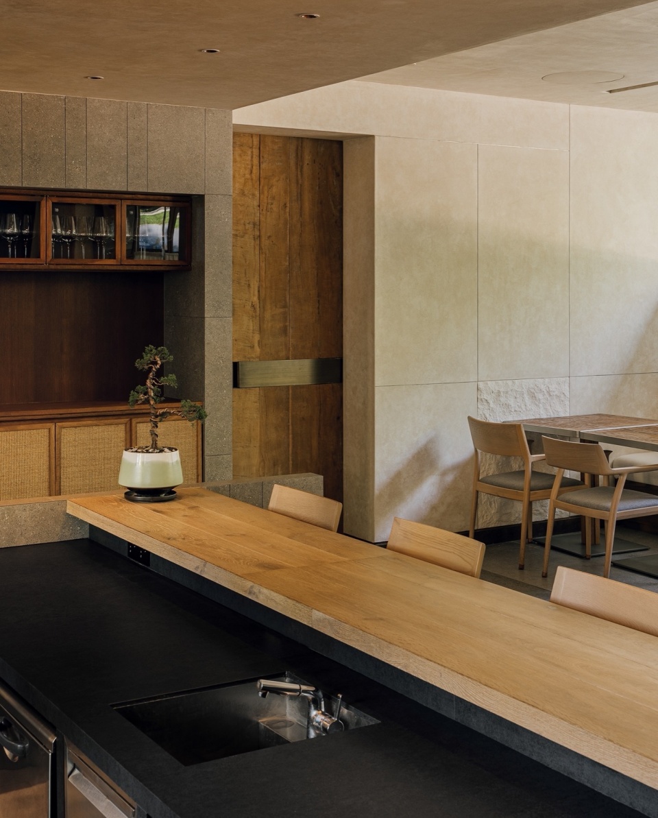 YORU by Ruhaus Studio