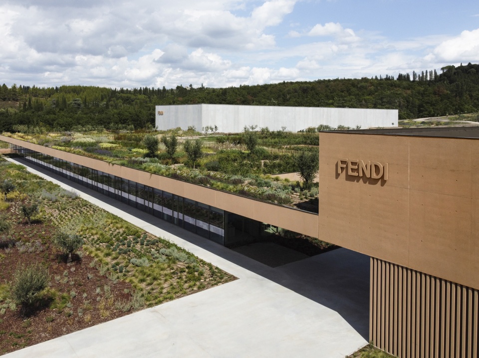 FENDI FACTORY by Piuarch