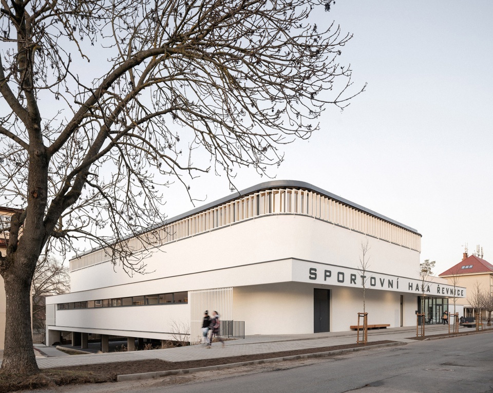 sports hall revnice by grido architekti