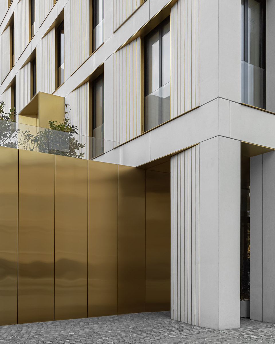 white khamovniki by tsimailo lyashenko and partners