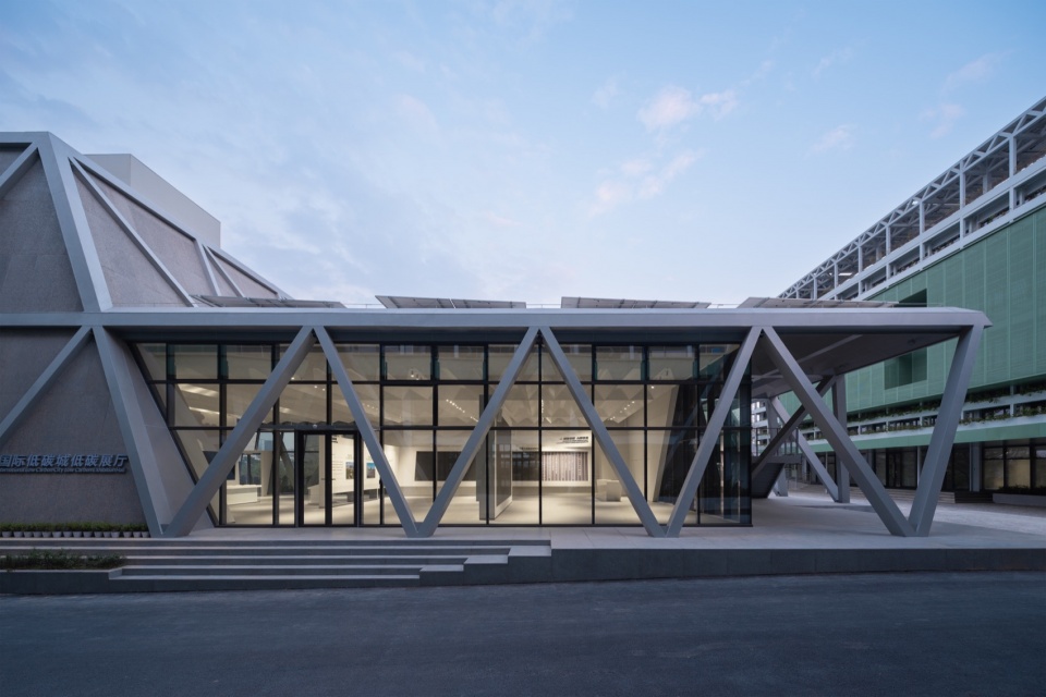 Carbon Neutral Box Design of the Low Carbon Exhibition Hall in Shenzhen International Low Carbon City Original Design Studio TJAD