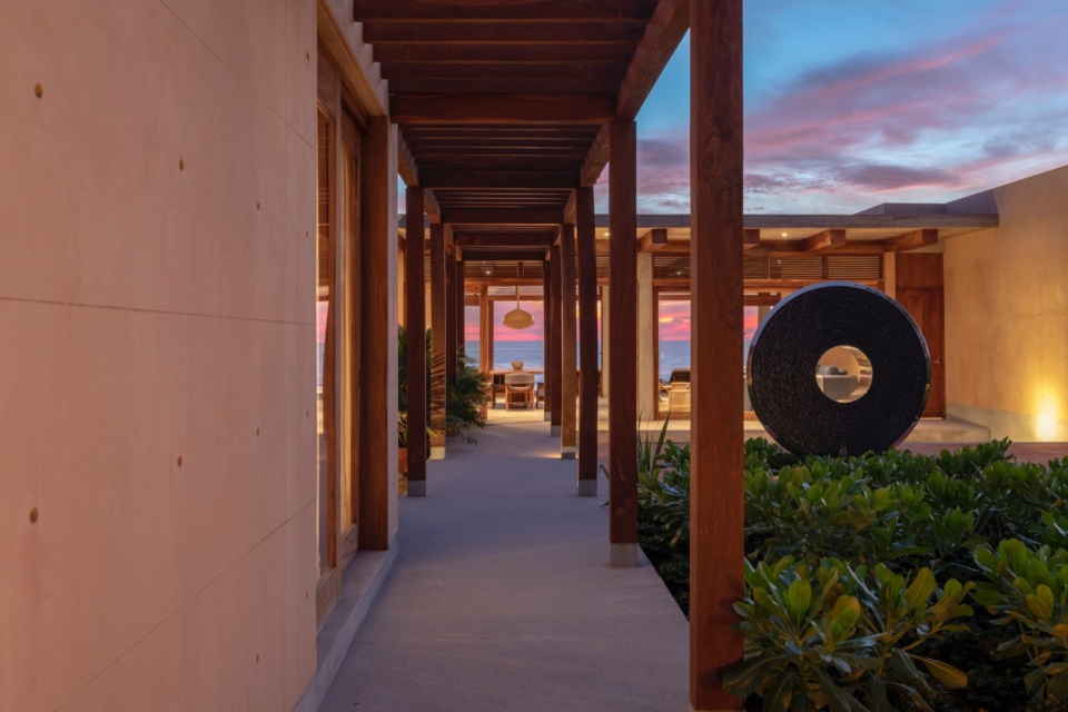 LYONS COMPLEX by CAAM Arquitectos