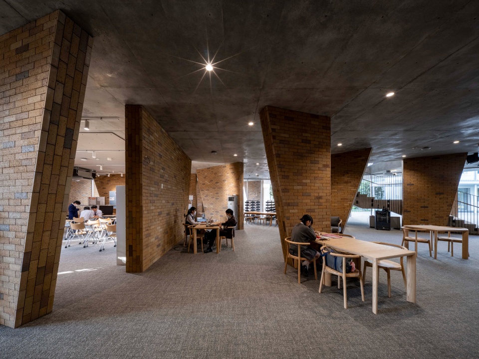 shonan institute of technology high school library by fukei