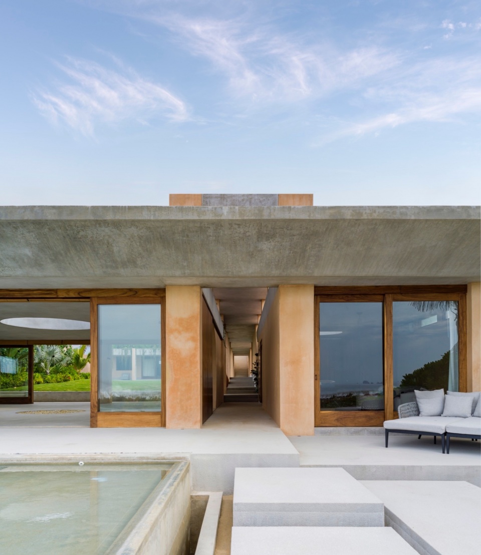 LYONS COMPLEX by CAAM Arquitectos