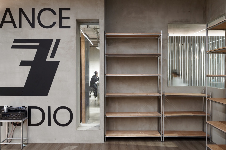 HH Dance Studio 753studio