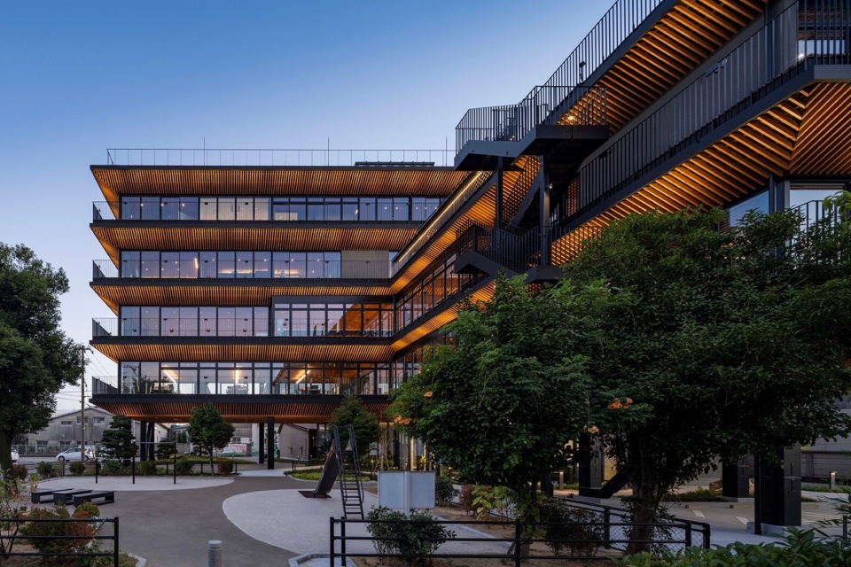 Juzen Chemical Corporation Head Office Building by KEY OPERATION INC ARCHITECTS