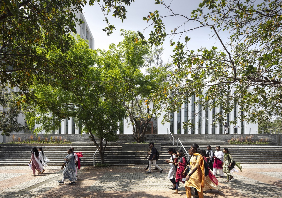 sona university centre and library block