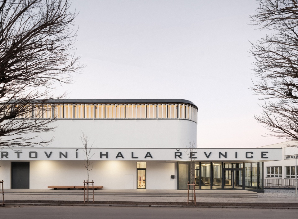 sports hall revnice by grido architekti