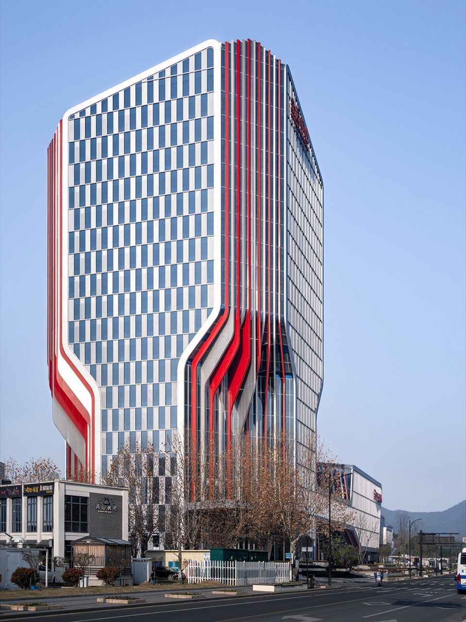 AutoFuturist Complex Jingu Center by LYCS Work