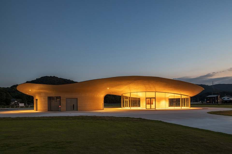 mabi reconstruction disaster prevention park bamboo gate by kengo kuma