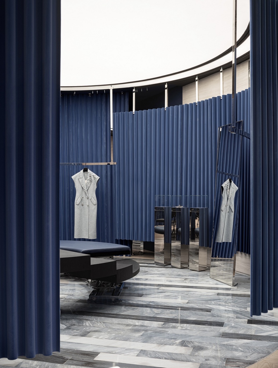 mithridate boutique by slt