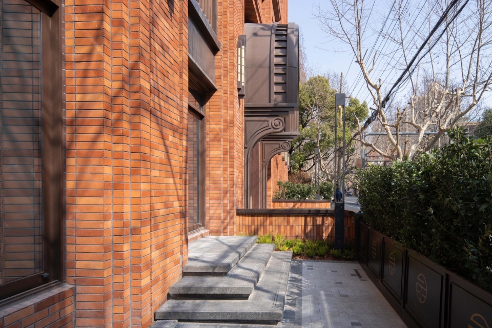 Renovation of 586 Panyu Rd