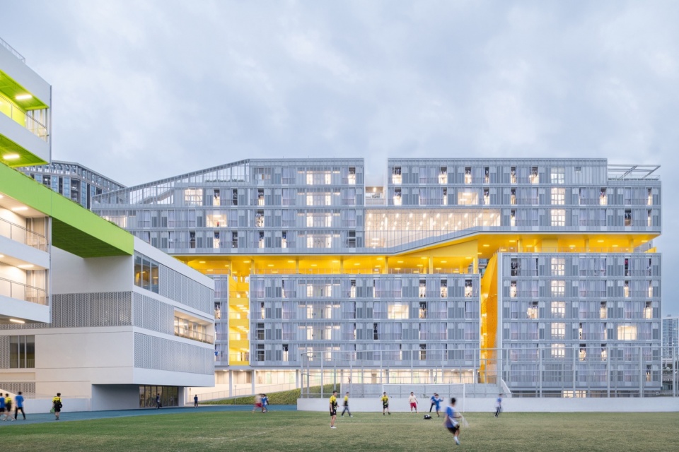 Futian High School Campus China by reMIXstudio