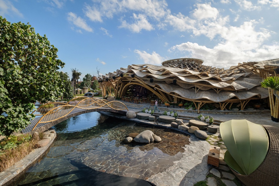 luna beach club by inspiral architecture and design studios