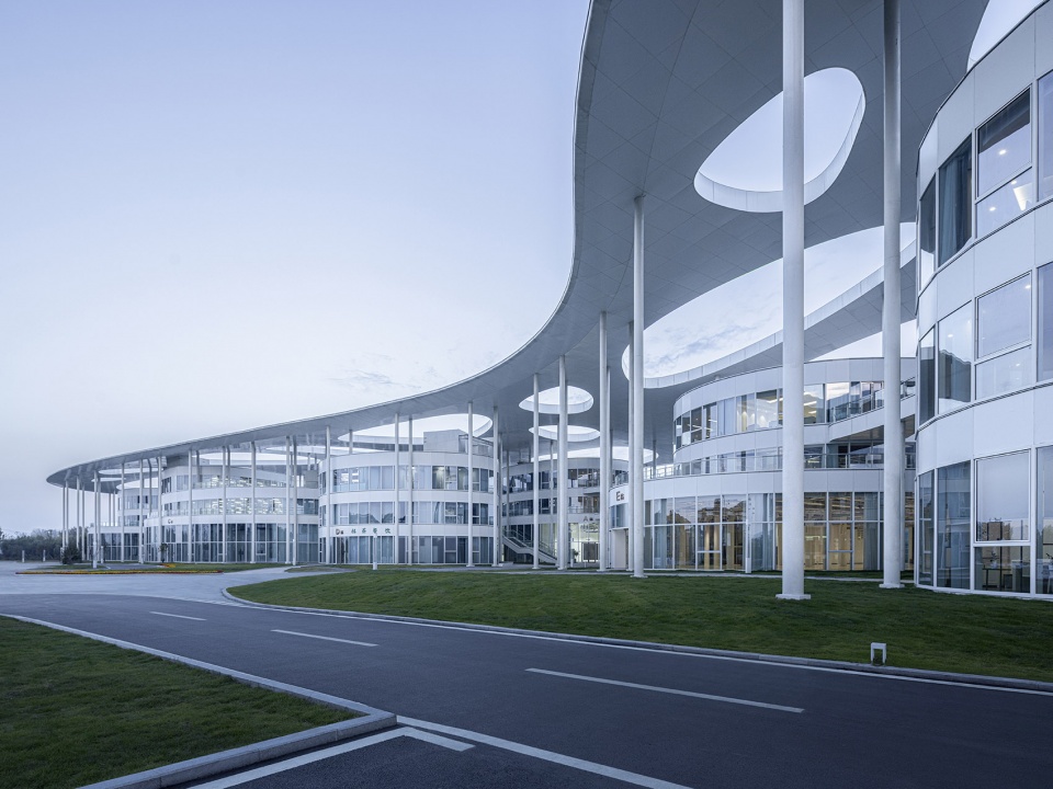 rizhao tea innovation park by kong xiangwei studio