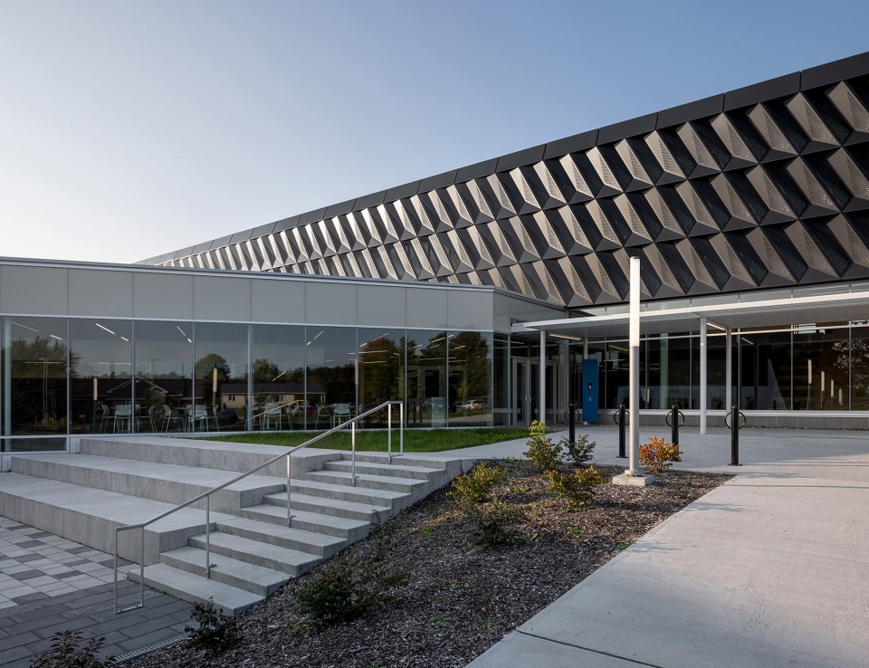 the saint georges multisport complex by abcp architecture