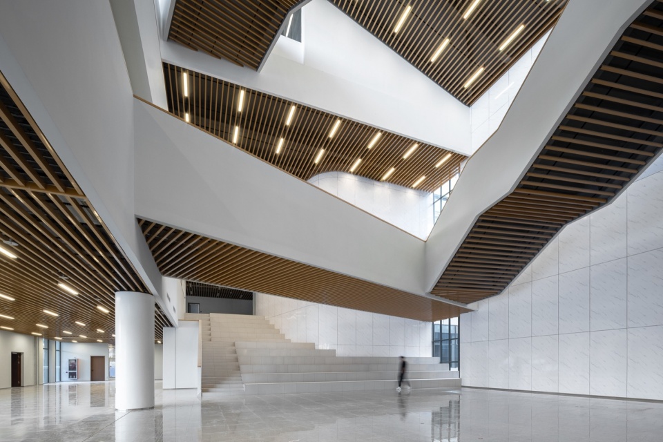 Industry Education Integration Project of Shanghai University of Engineering Science