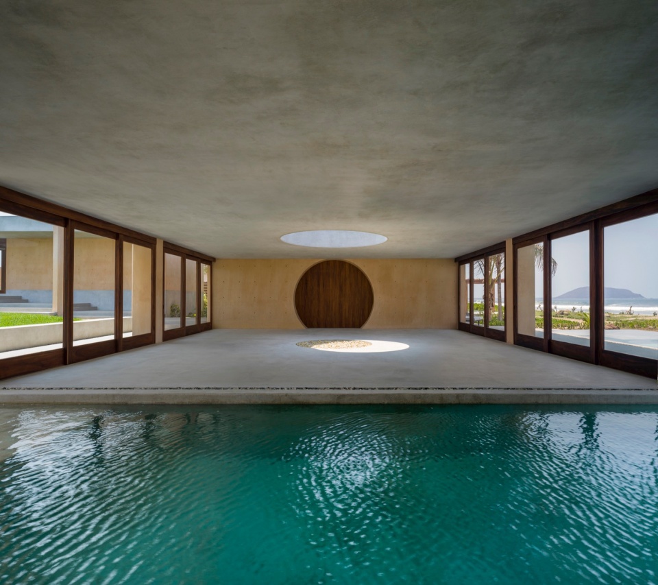 LYONS COMPLEX by CAAM Arquitectos
