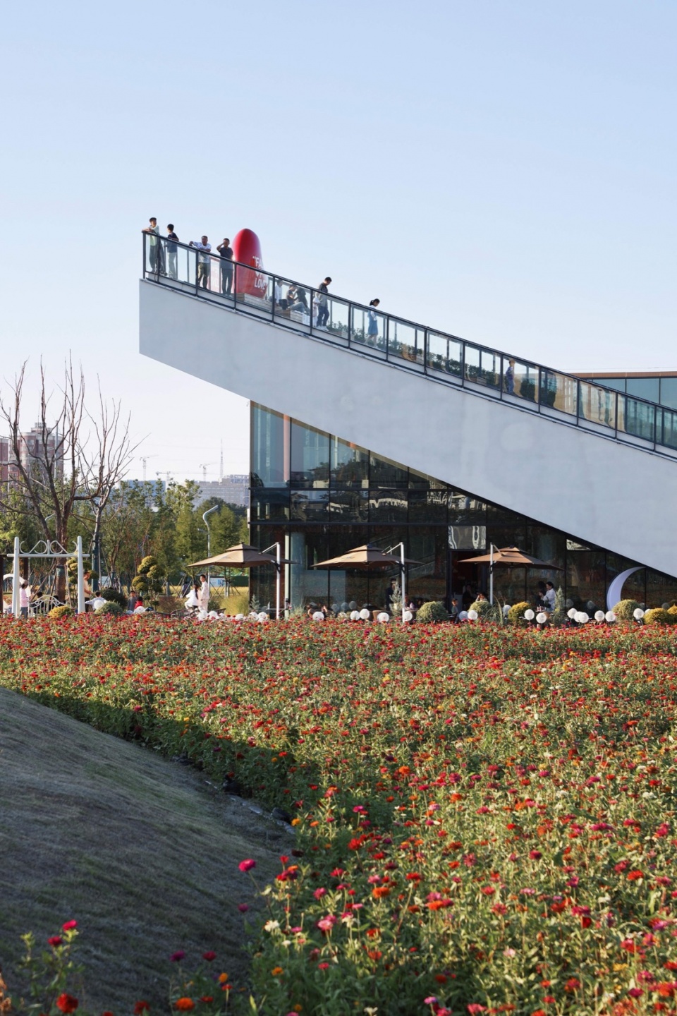 butterfly pavilion by einstudio