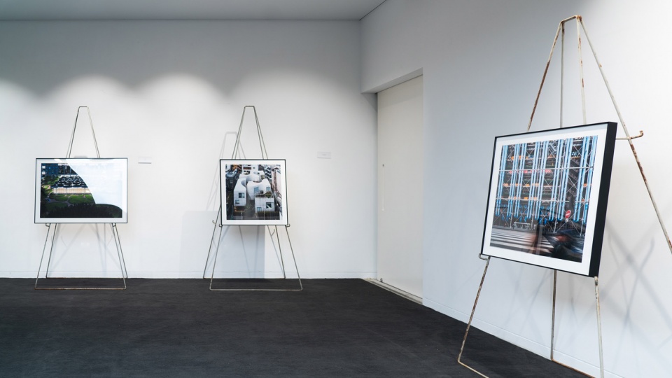 context form and light exhibition architectural photography by william mulvihill