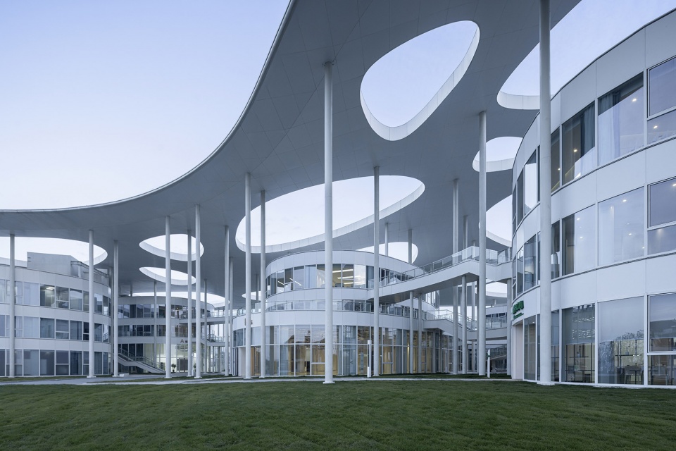 rizhao tea innovation park by kong xiangwei studio