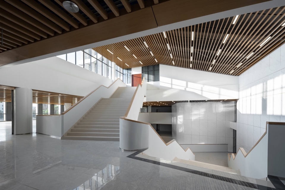 Industry Education Integration Project of Shanghai University of Engineering Science