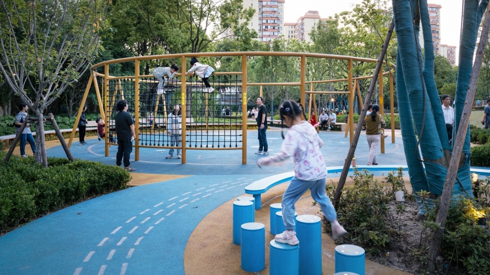 Tianlin Park Renewal Shanghai by VIASCAPE design