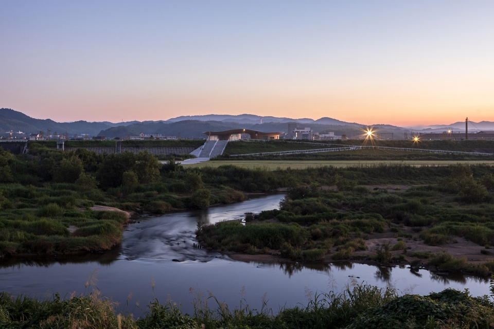 mabi reconstruction disaster prevention park bamboo gate by kengo kuma