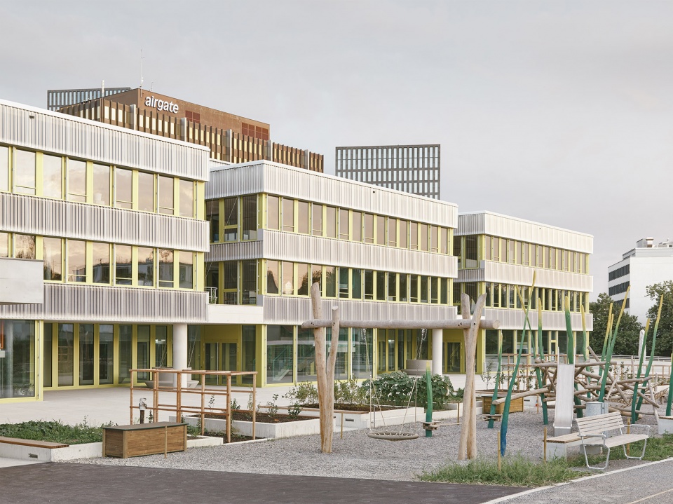 new school complex on thurgauerstrasse by bollhalder walser architektu