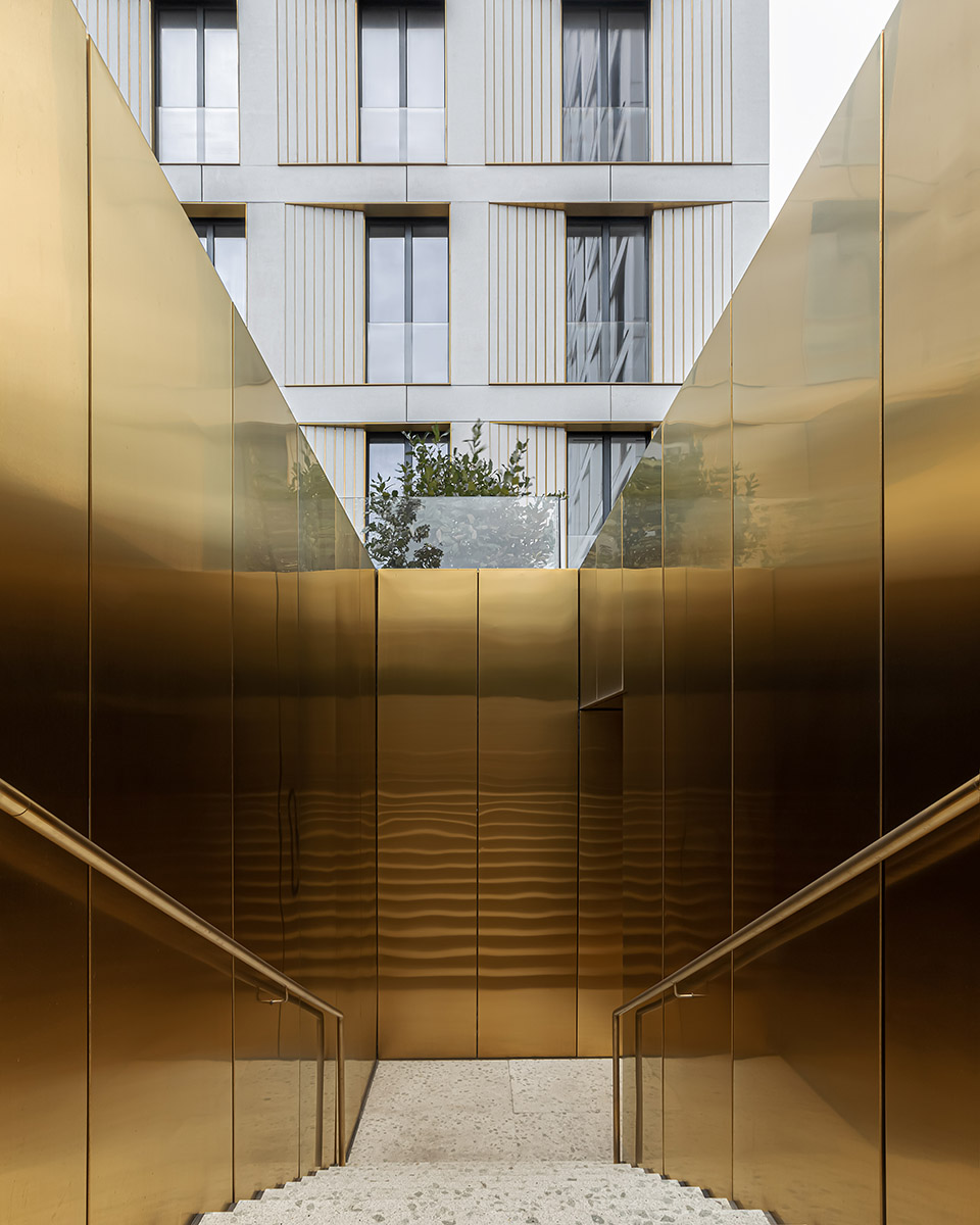 white khamovniki by tsimailo lyashenko and partners