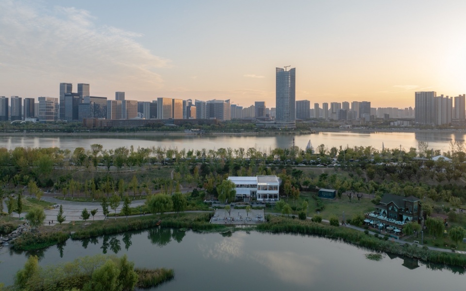 夕阳下的鸟瞰 Aerial view at sunset the renovation of jindi station
