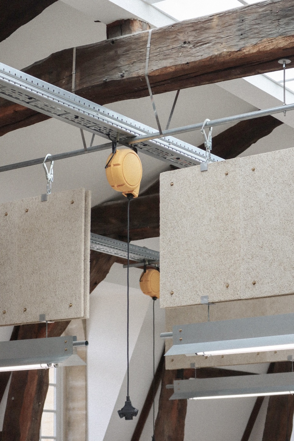 Ateliers Versailles by minuit architectes