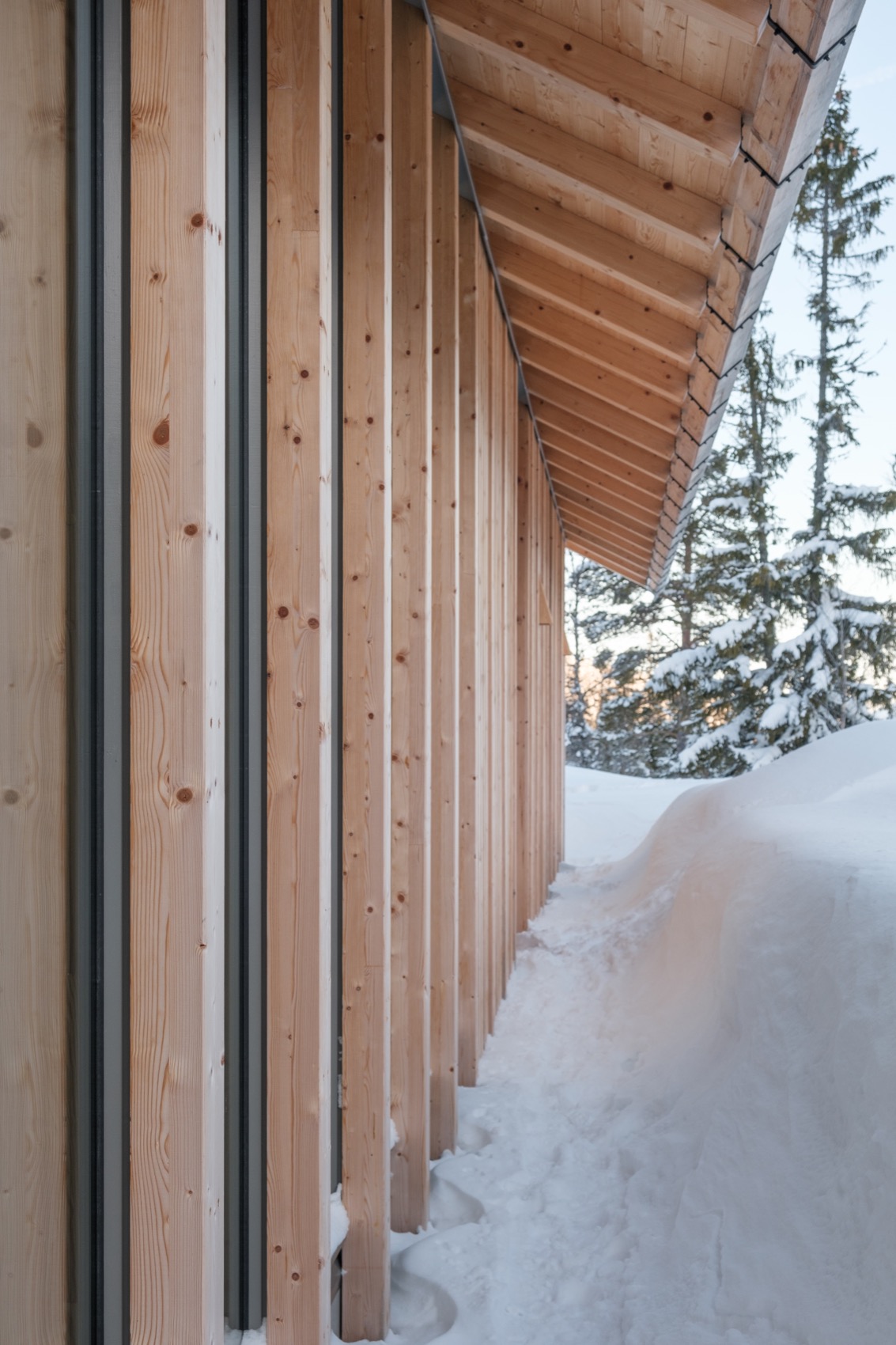 mountain cabin in hallandsfjell by quentin desfarges