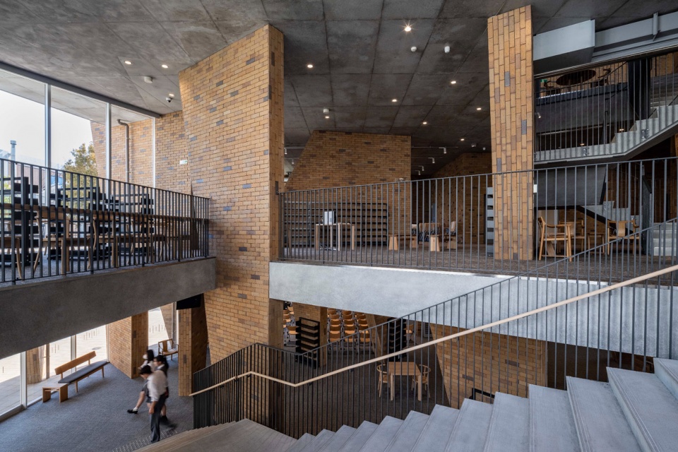 shonan institute of technology high school library by fukei