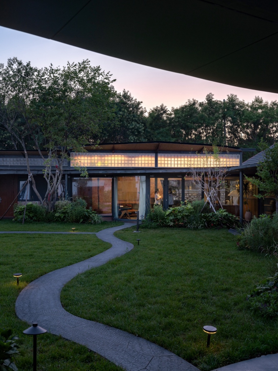 Bushe Boutique Hotel