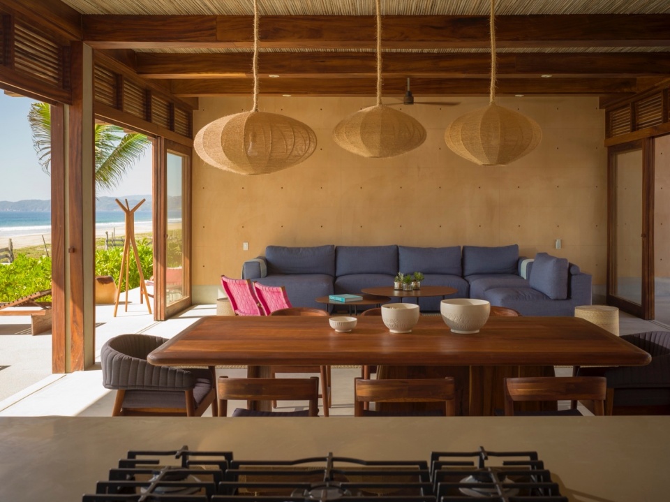 LYONS COMPLEX by CAAM Arquitectos