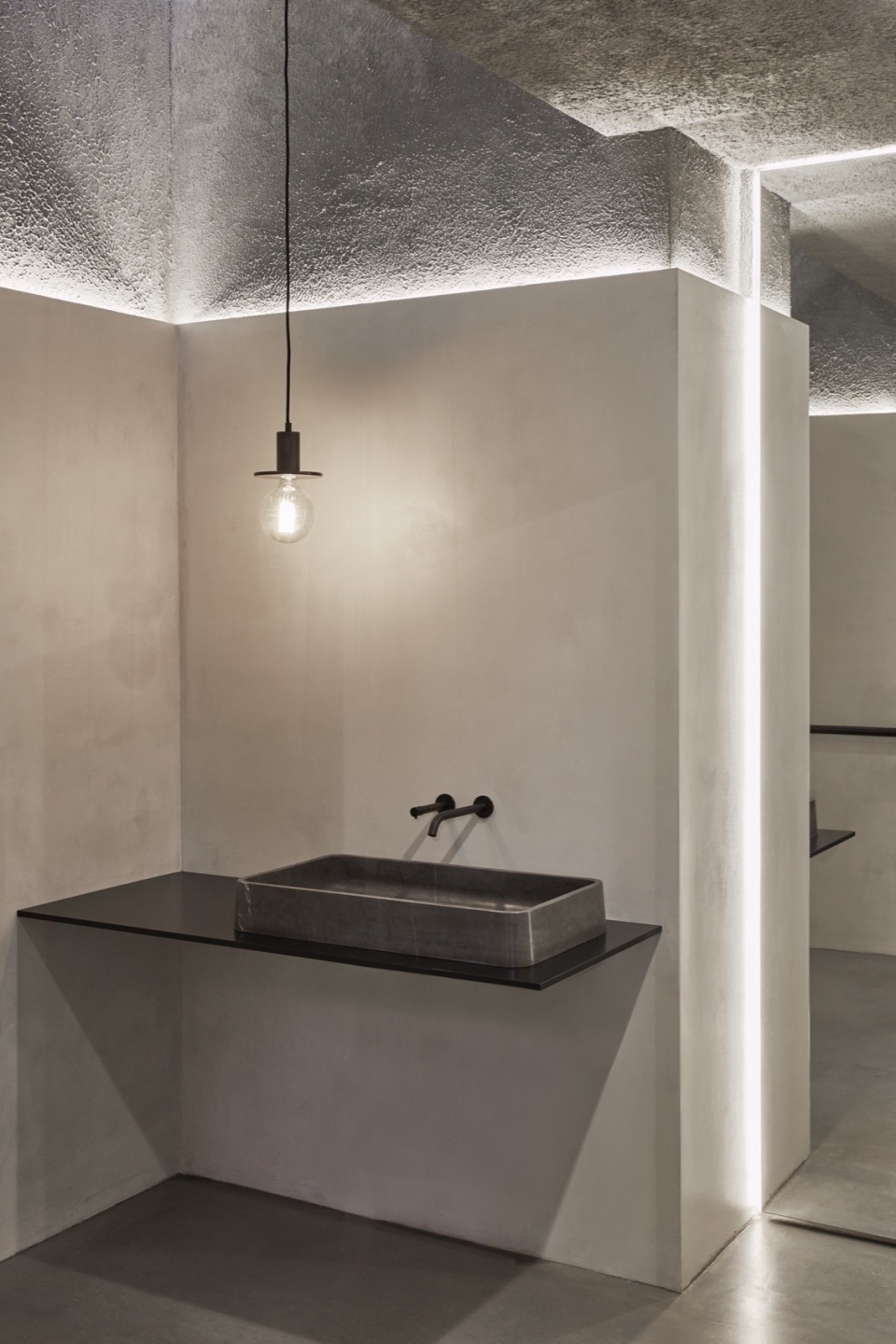 Splash Lab LA Showroom McLaren Excell