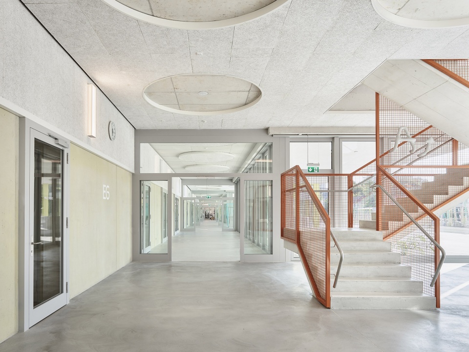 new school complex on thurgauerstrasse by bollhalder walser architektu