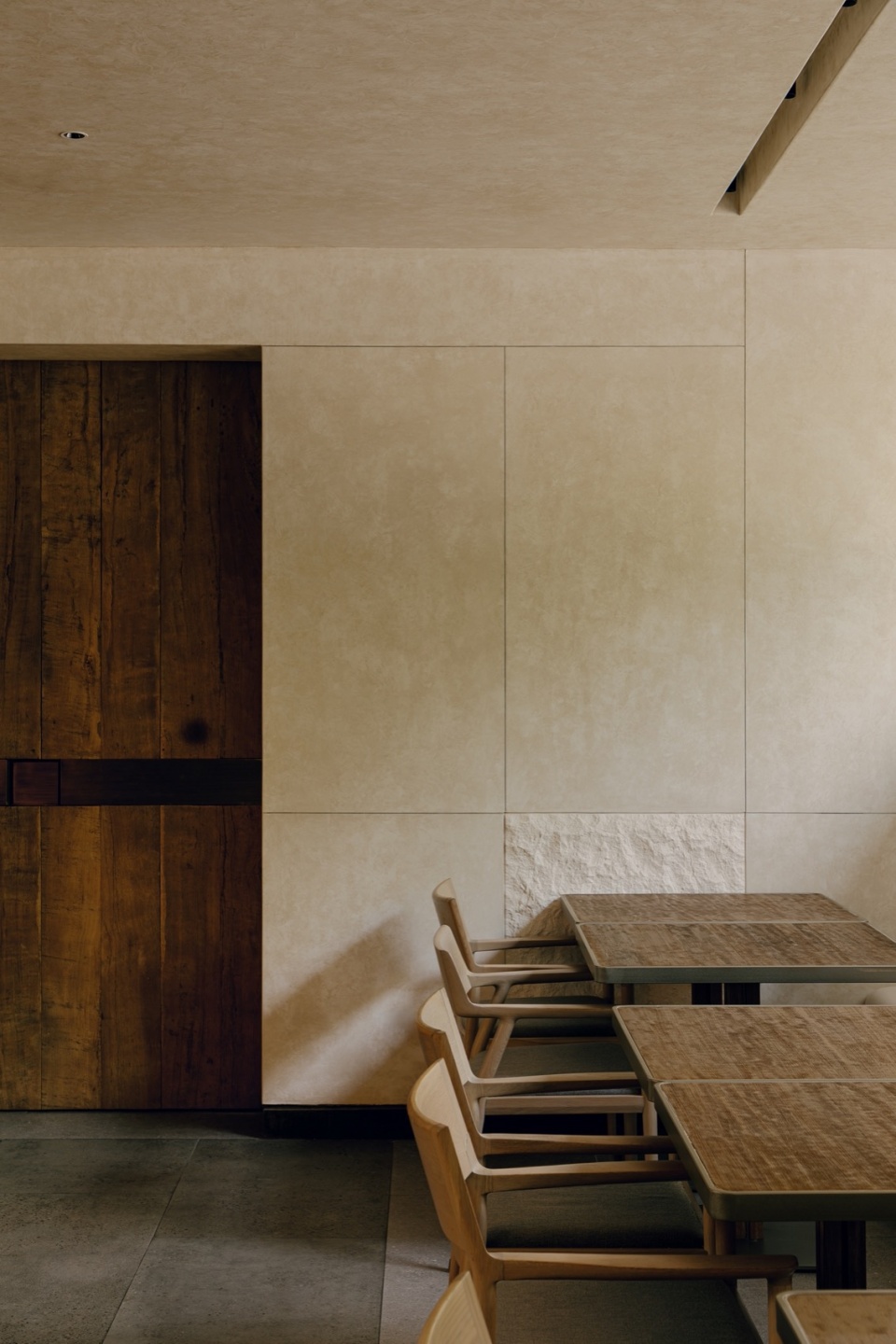 YORU by Ruhaus Studio