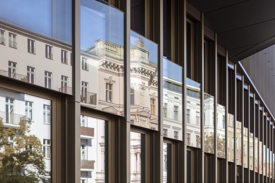 the sab office building by tchoban voss architekten