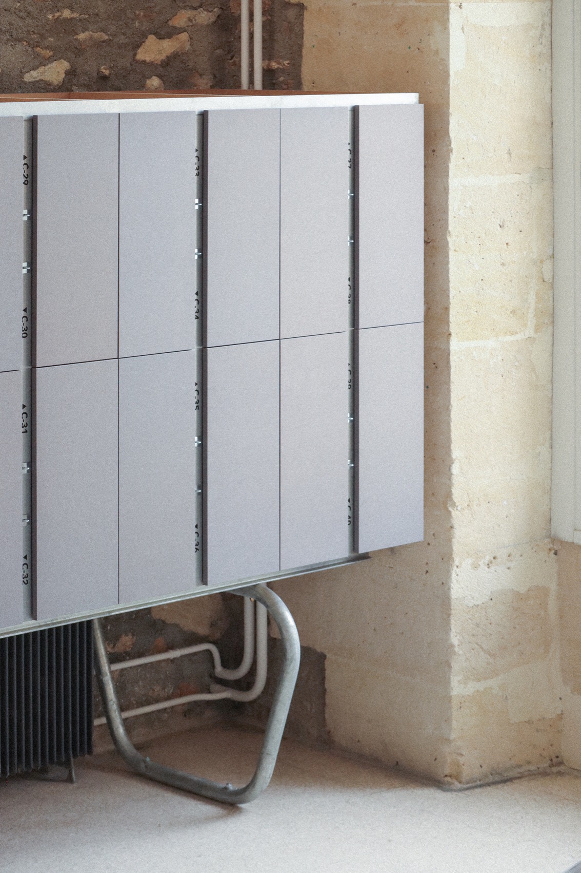 Ateliers Versailles by minuit architectes - 谷德设计网