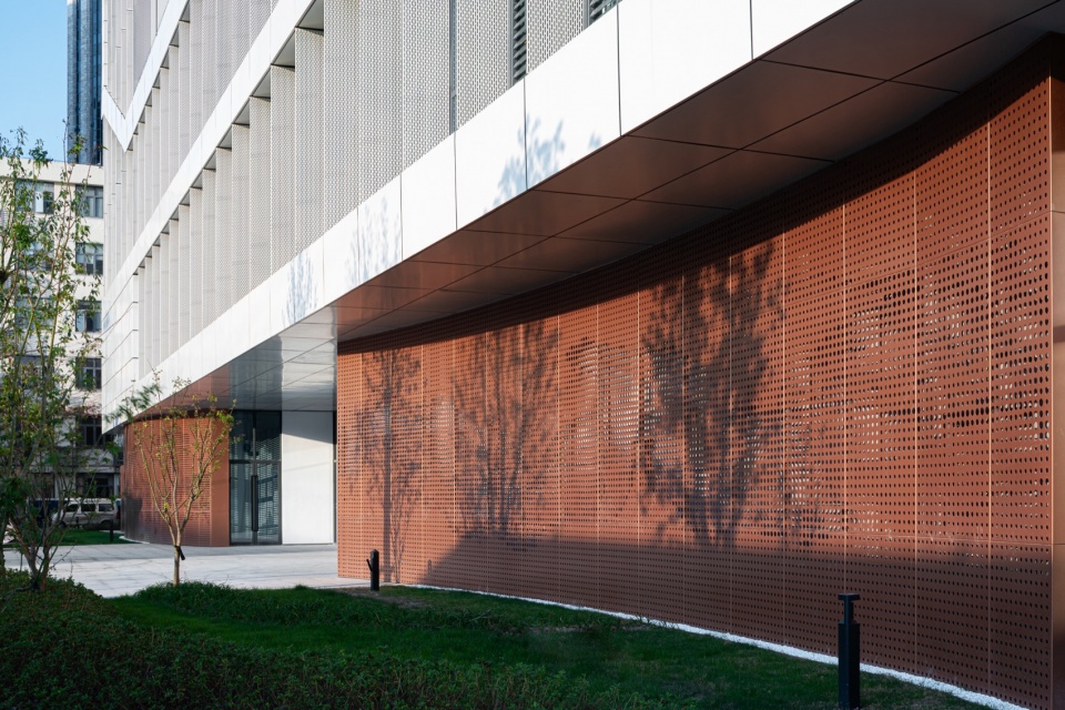 Industry Education Integration Project of Shanghai University of Engineering Science