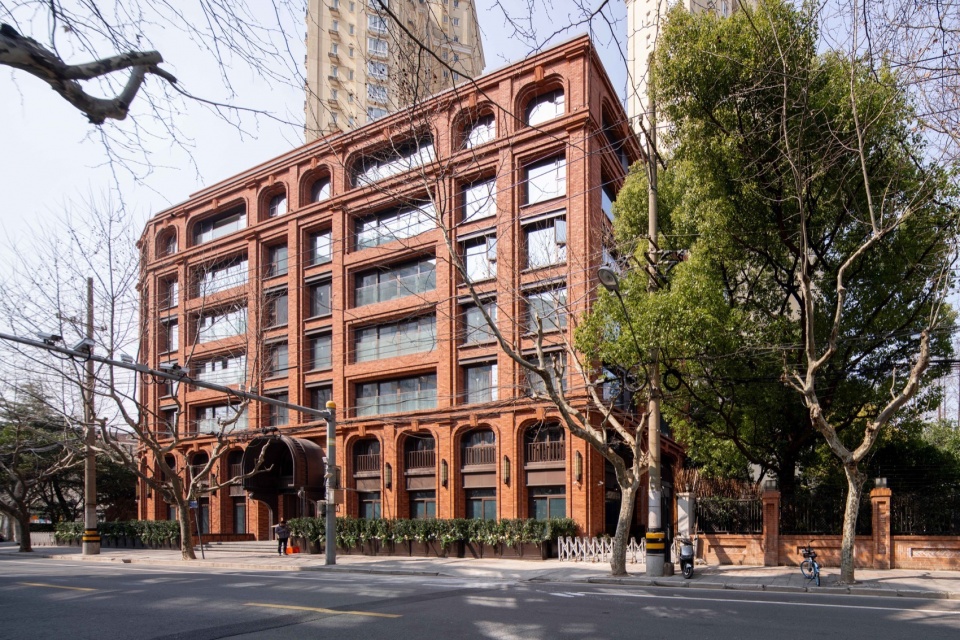 Renovation of 586 Panyu Rd