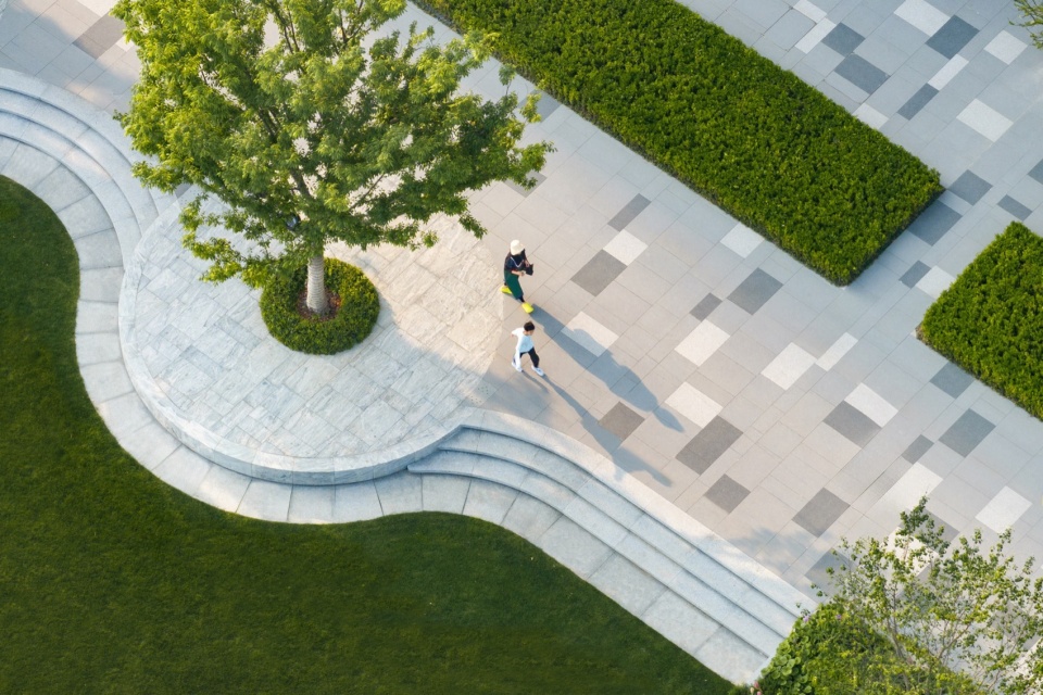the mixc wuxi binhu landscape design by pland