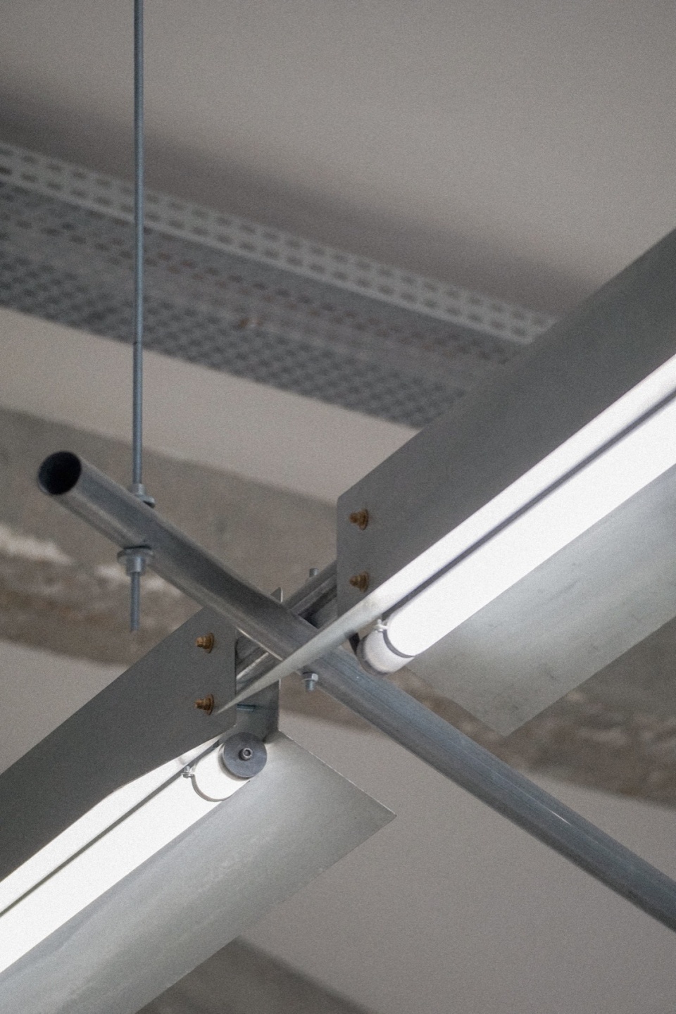 Ateliers Versailles by minuit architectes