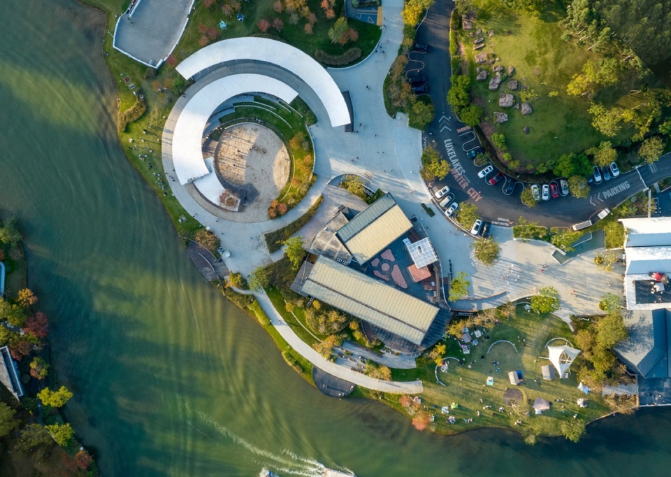 Entrance of Luxe Island Scenic Spot Stable Art Center with Sand Theater